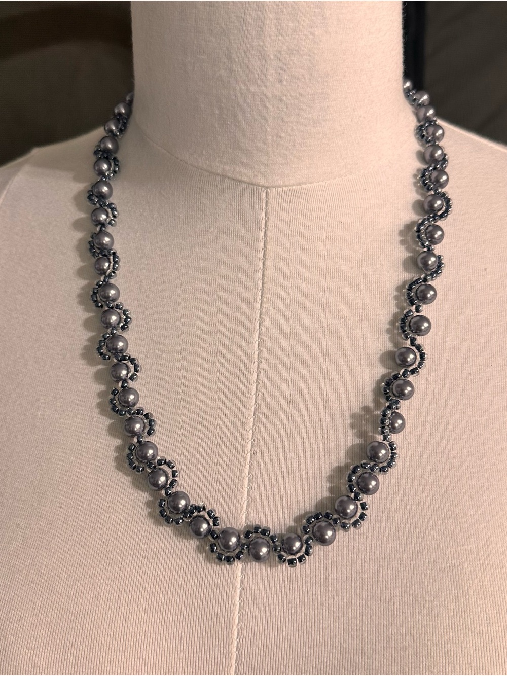 Gray Pearl Beaded Necklace - Elegant Women's Jewelry